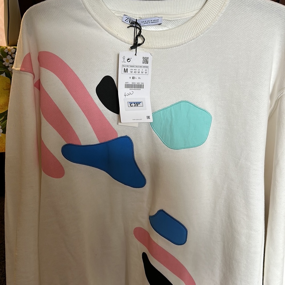blouse - Picture 2 of 8